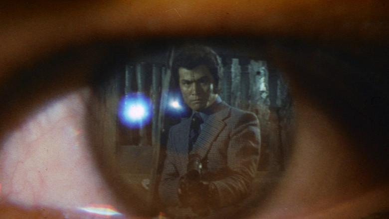 La guerra de los poderes ocultos - Fondo