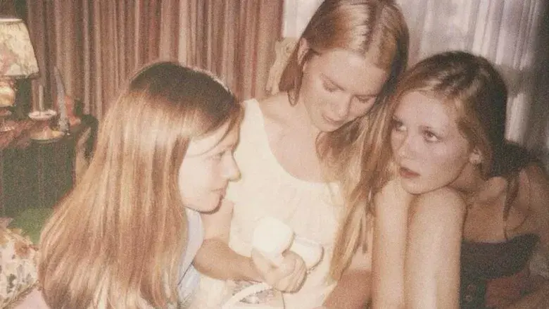 Las vírgenes suicidas - Fondo