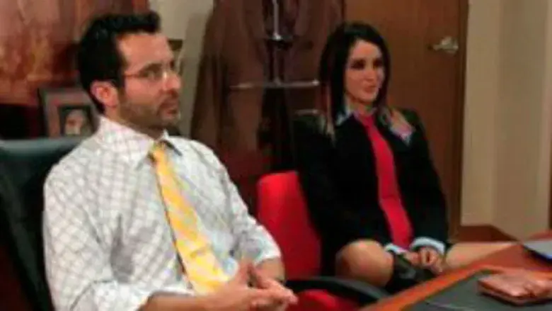 Desmentida inventos y humillación