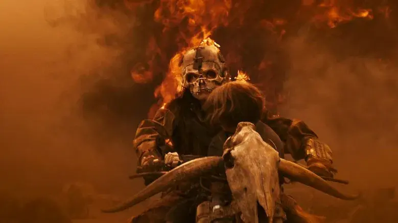 Furiosa: De la saga Mad Max - Fondo