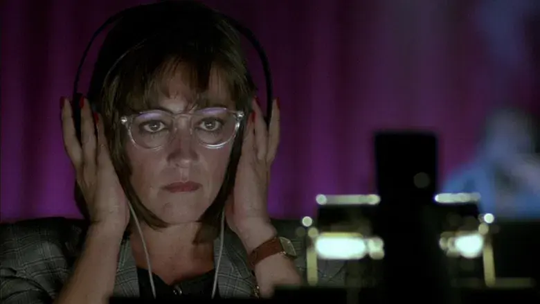 Mujeres al borde de un ataque de nervios - Fondo