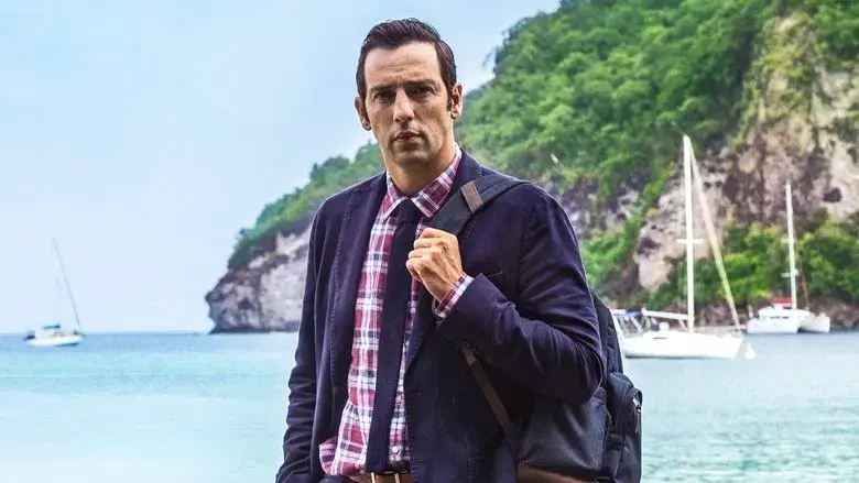 Crimen en el paraíso - Fondo