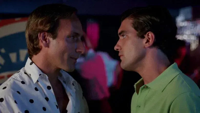 La ley del deseo - Fondo