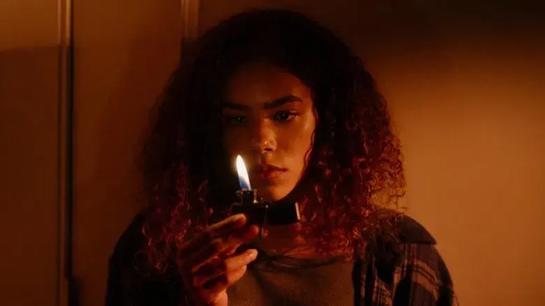 Ginny y Georgia - Fondo