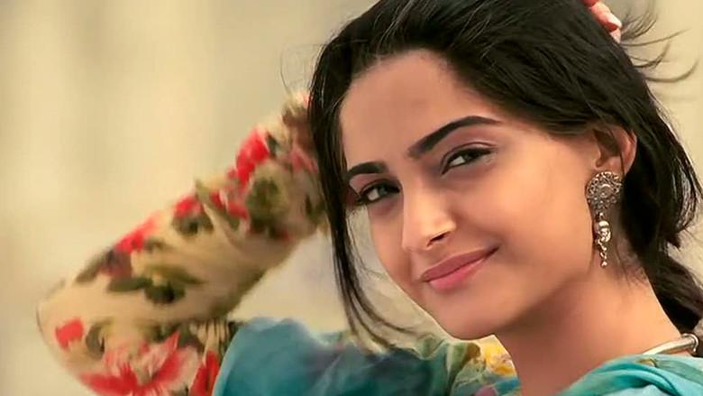 दिल्ली ६ - Fondo