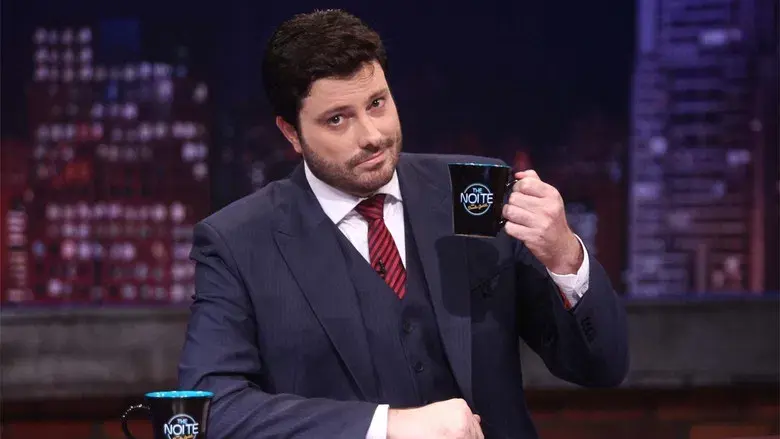 The Noite com Danilo Gentili - Fondo