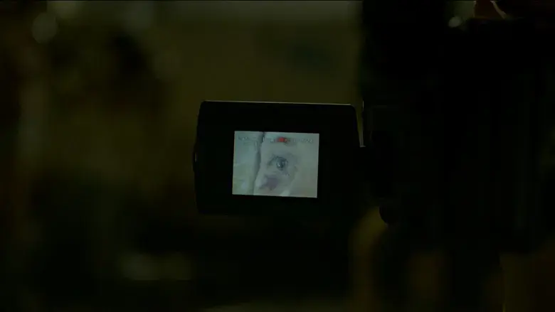 Devuélvemela - Fondo