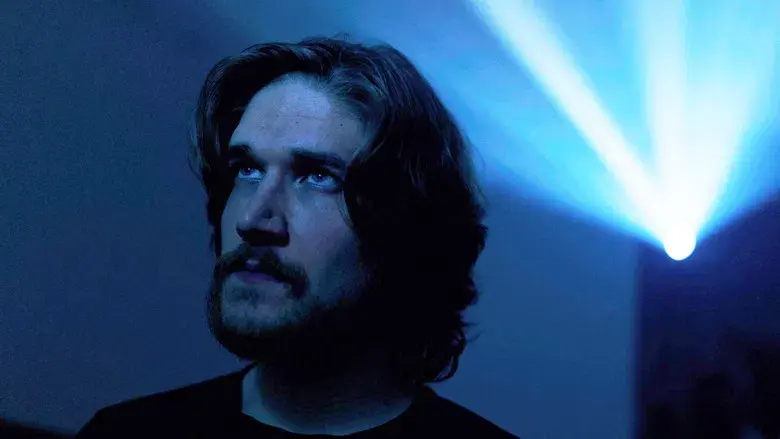 Bo Burnham: Inside - Fondo