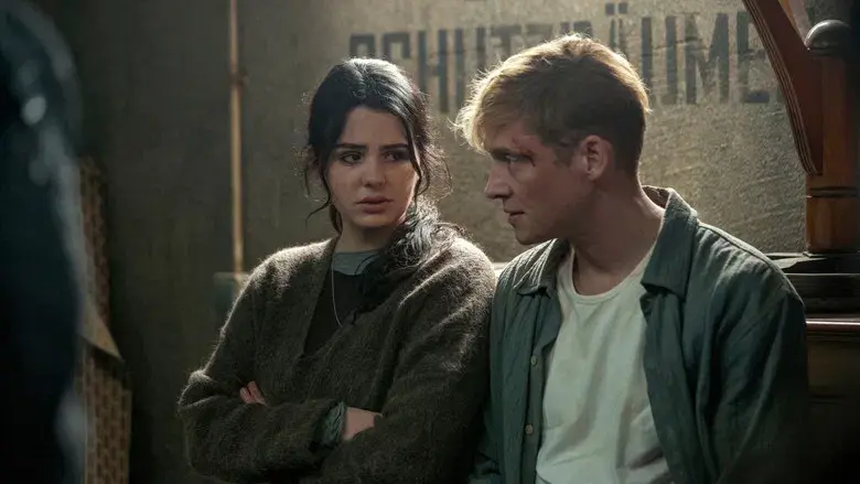 El muro negro - Fondo