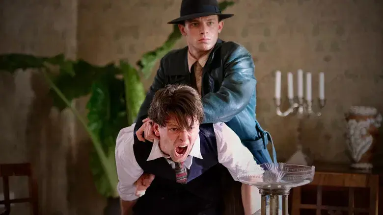 Stella. Víctima y culpable - Fondo