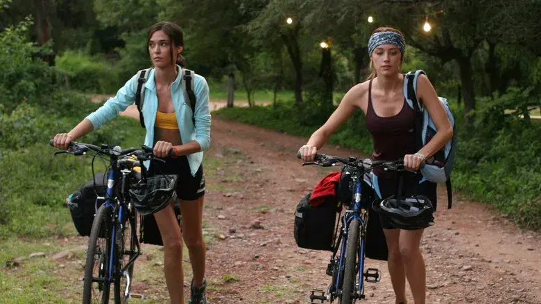 And Soon the Darkness - Fondo