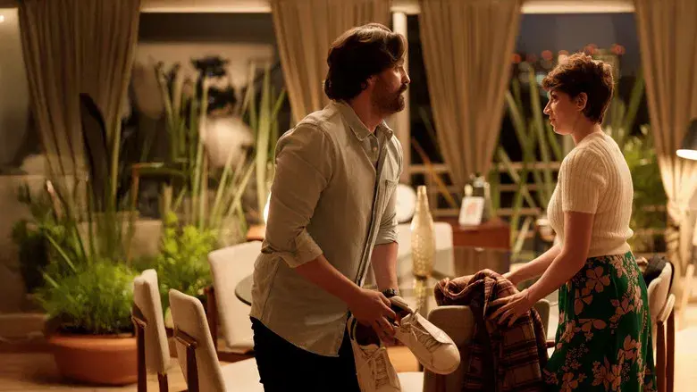 @newmamita: La madre de todas las mentiras - Fondo