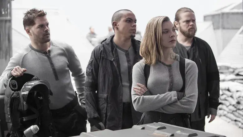 Los Juegos del Hambre: Sinsajo - Parte 2 - Fondo