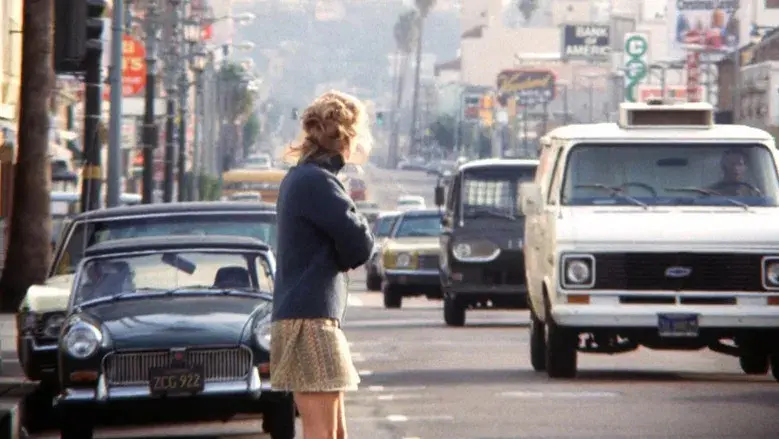 Una mujer bajo la influencia - Fondo