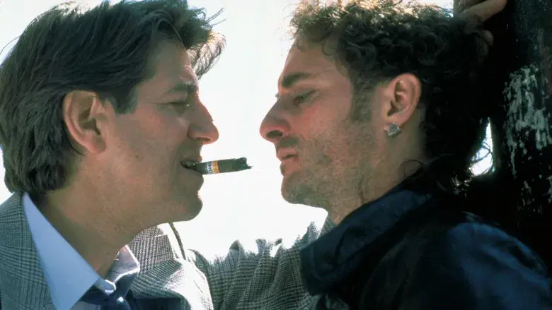 Escondido en la memoria - Fondo