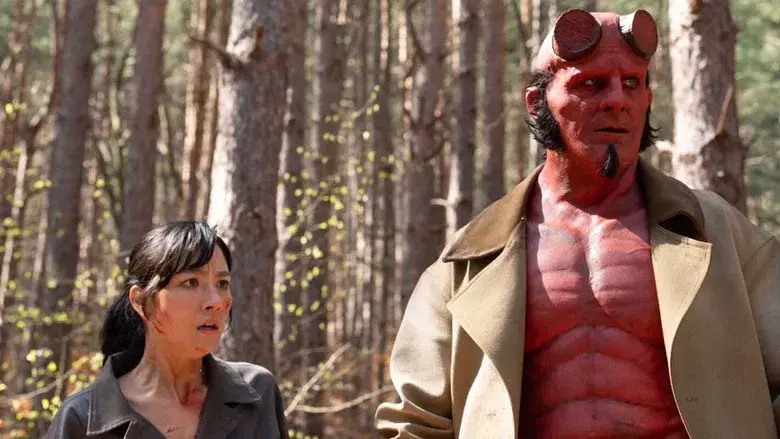 Hellboy: El Hombre Retorcido - Fondo