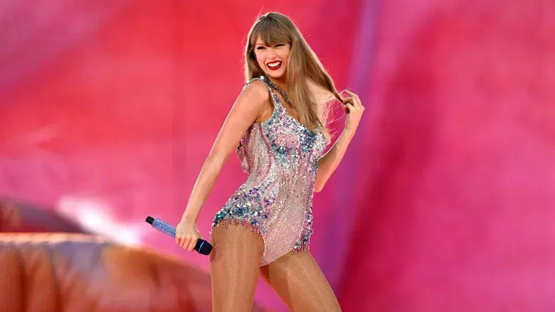 TAYLOR SWIFT | THE ERAS TOUR - Fondo