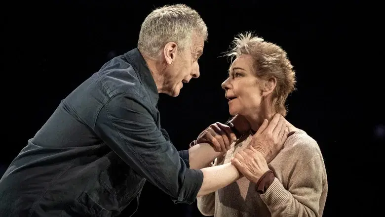 National Theatre Live: Constellations - Fondo