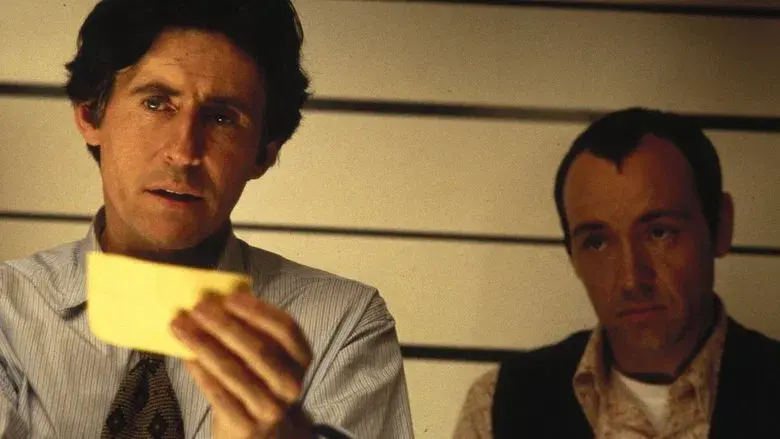 Sospechosos habituales - Fondo