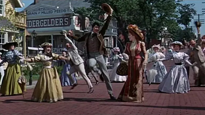 Hello, Dolly! - Fondo