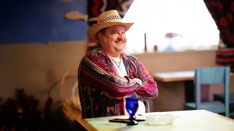 Las Fierbinţi - Fondo