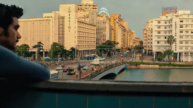 El agente secreto - Fondo