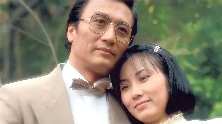 萬水千山總是情 - Fondo