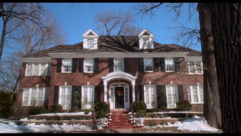 Solo en casa - Fondo