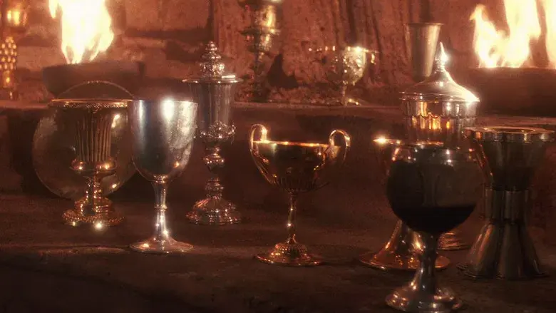 Indiana Jones y la última cruzada - Fondo