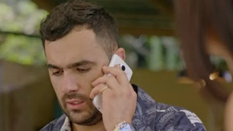 Santiago muerde el anzuelo