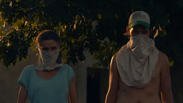 El otro hermano - Fondo