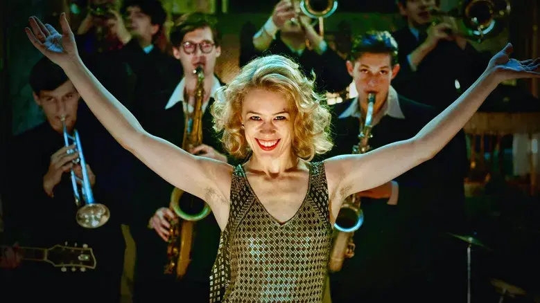 Stella. Víctima y culpable - Fondo