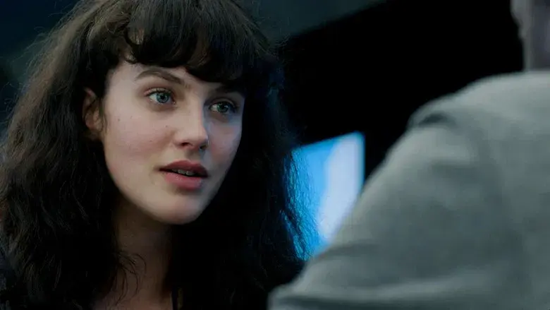 Black Mirror - Fondo