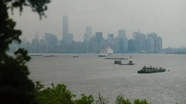 Y de repente tú - Fondo