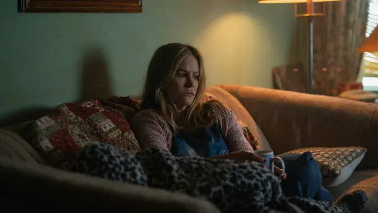 La noche siempre llega - Fondo