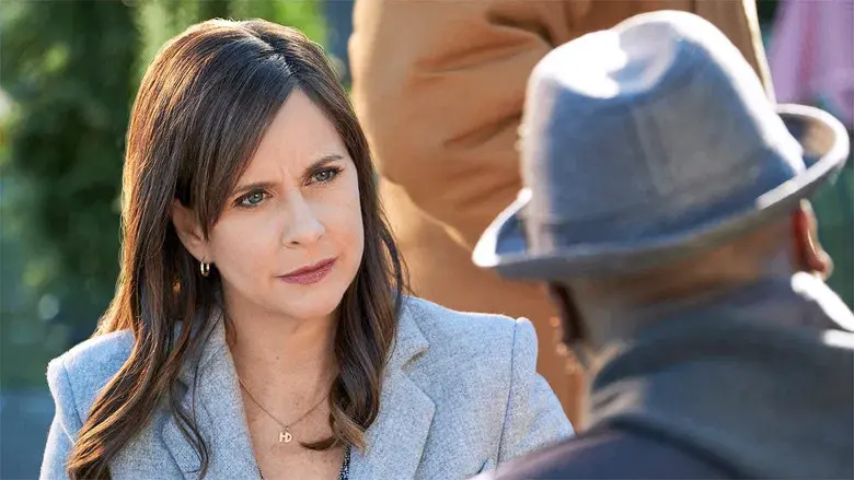 Hailey Dean Mysteries: Death on Duty - Backdrop