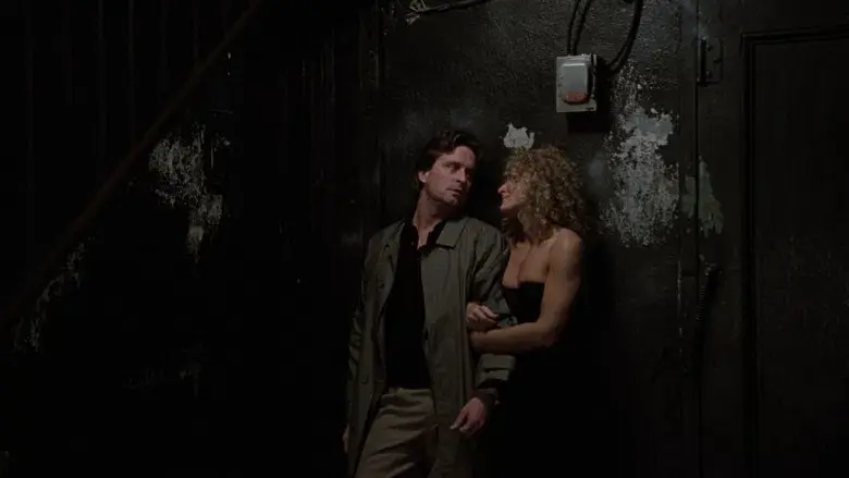 Atracción fatal - Fondo