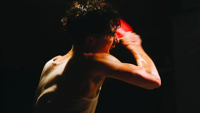 Marty Supreme - Fondo