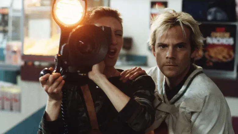 Cecil B. Demente - Fondo