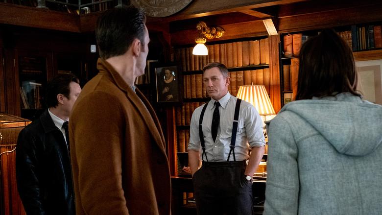 Puñales por la espalda - Fondo