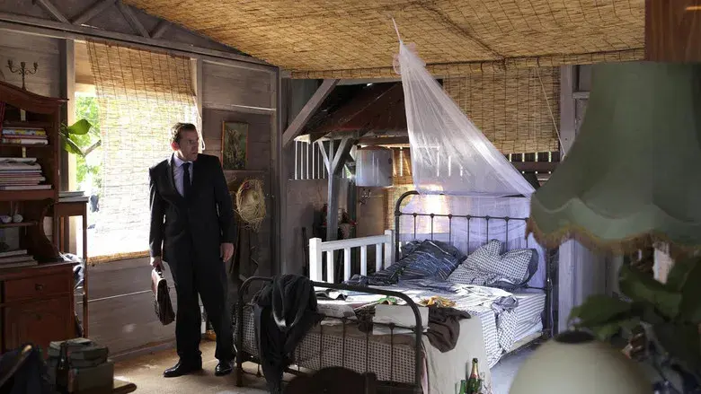 Crimen en el paraíso - Fondo