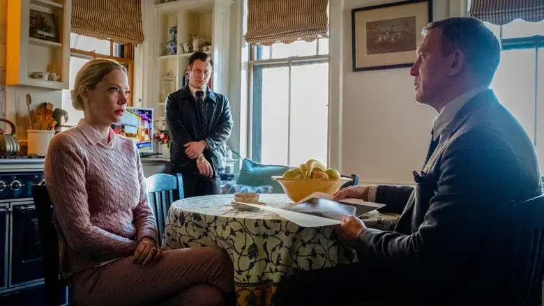 Puñales por la espalda - Fondo