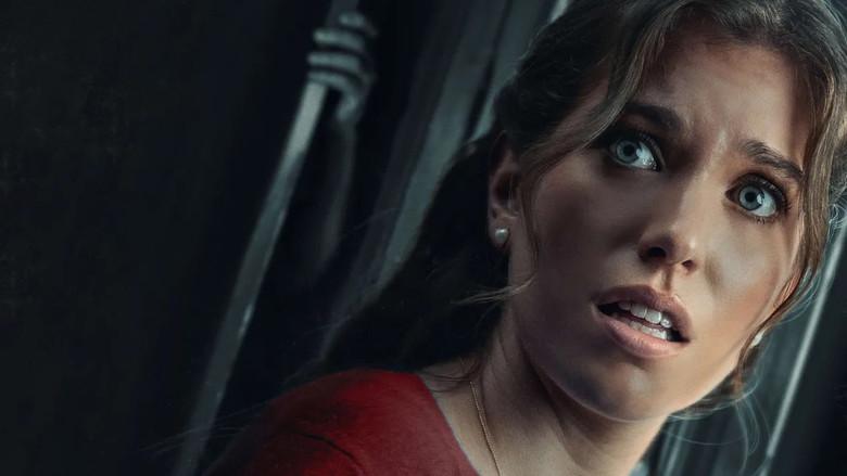 Whispers in the Walls - Fondo