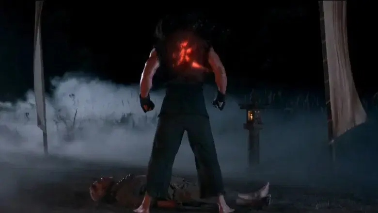 Street Fighter: El puño del asesino - Fondo