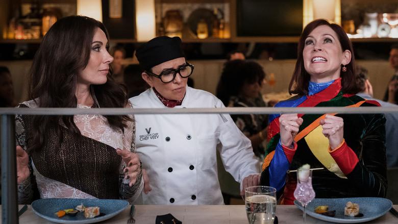 Elsbeth saca el dedo