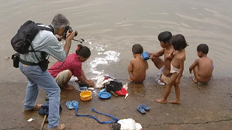 Fotógrafo de guerra - Fondo