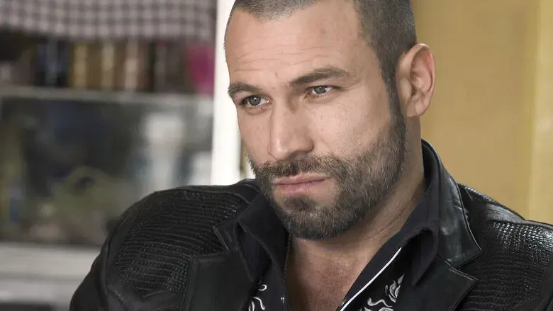 Aurelio elimina a un soplón de la DEA