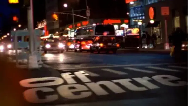 Off Centre - Fondo