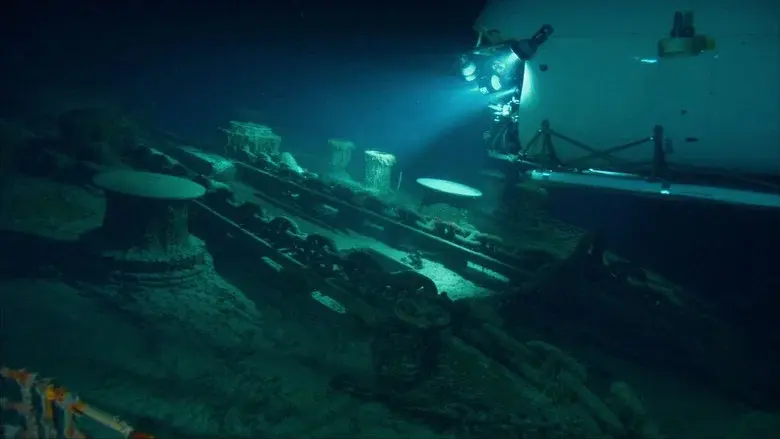Misterios del Titanic - Fondo
