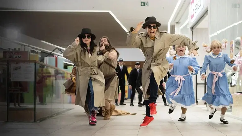 Me contro te - la película: operación espías - Fondo
